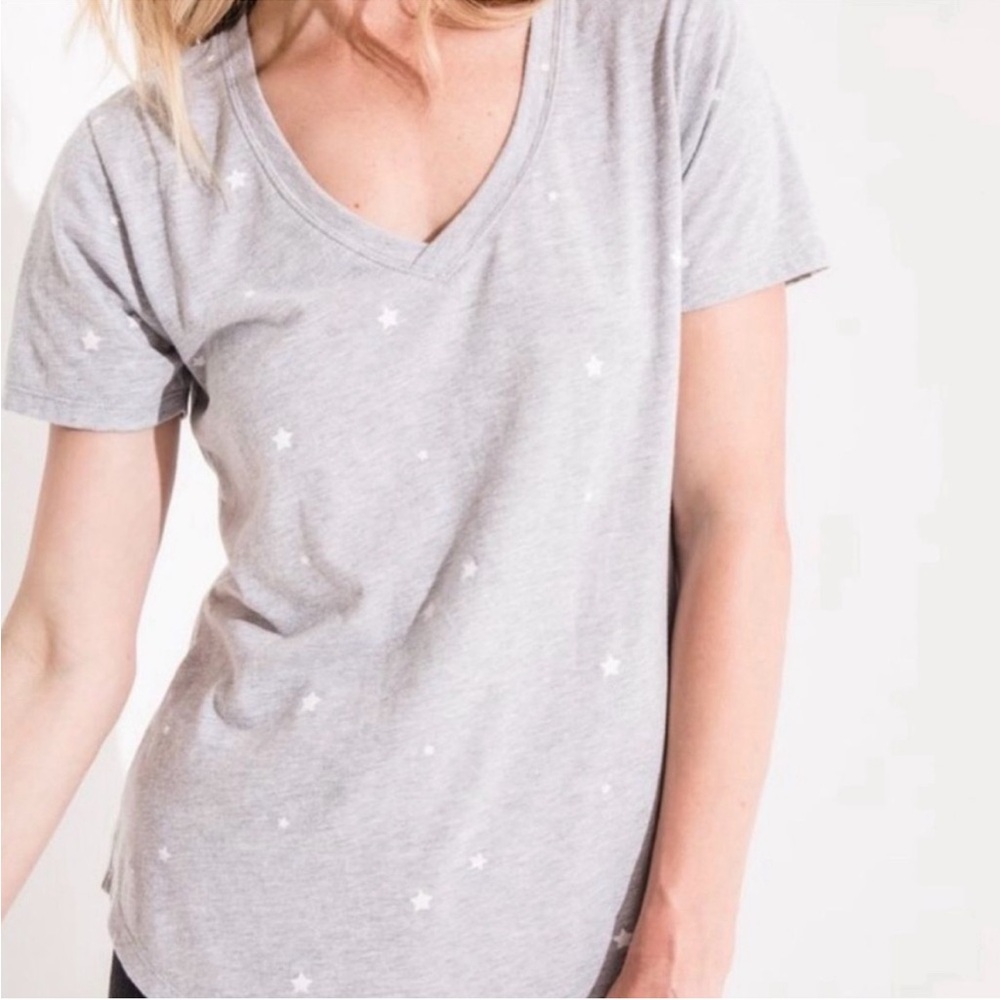 Z Supply gray white star v-neck shirt